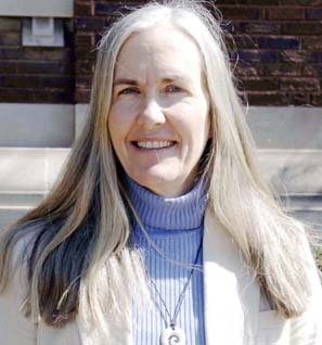 Julie Hollowell.JPG